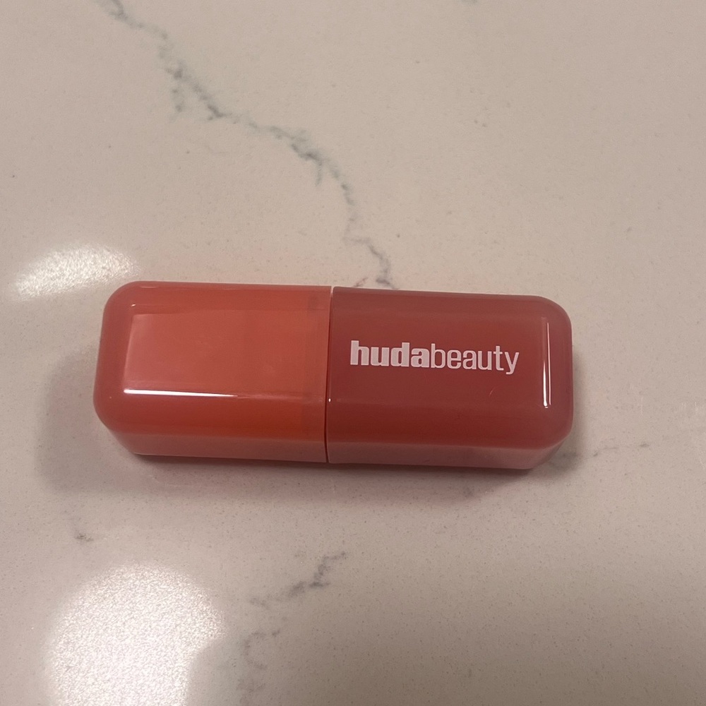 HUDA BEAUTY Blush Filter Sunset Lychee